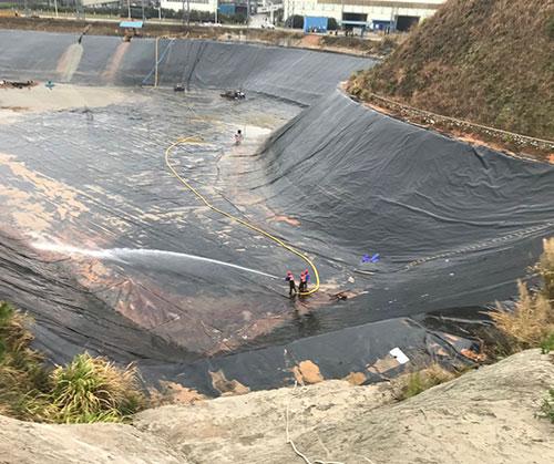 连南废水池清理