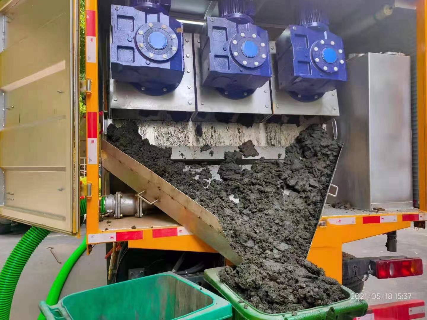 连南化粪池清掏城市维护站-泥浆净化干湿分离处理